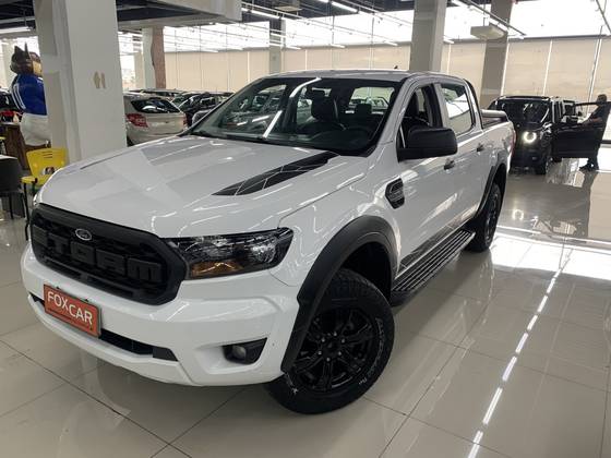 FORD RANGER 3.2 STORM 4X4 CD 20V DIESEL 4P AUTOMÁTICO FORD RANGER 3.2 STORM 4X4 CD 20V DIESEL 4P AUTOMÁTICO